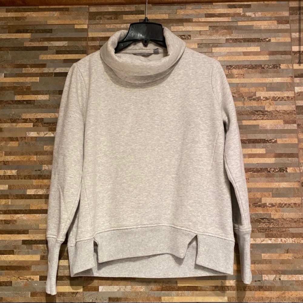 Athleta Funnel Neck Grey Sweatshirt XS